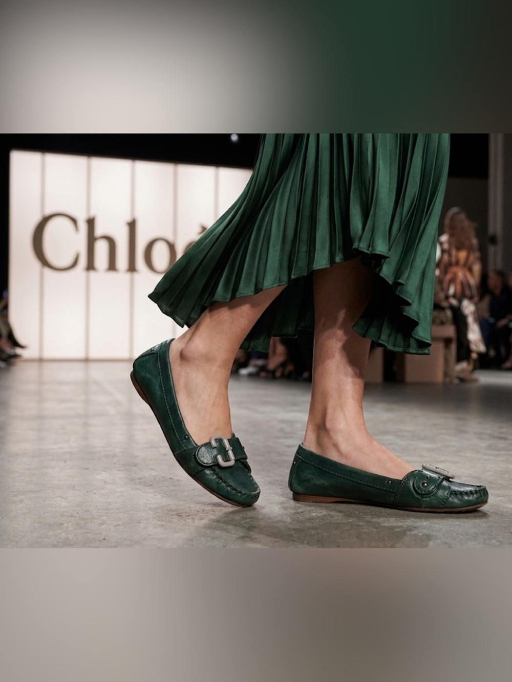 Authentic Chloe designer Hunter green leather flats loafers sz 9
